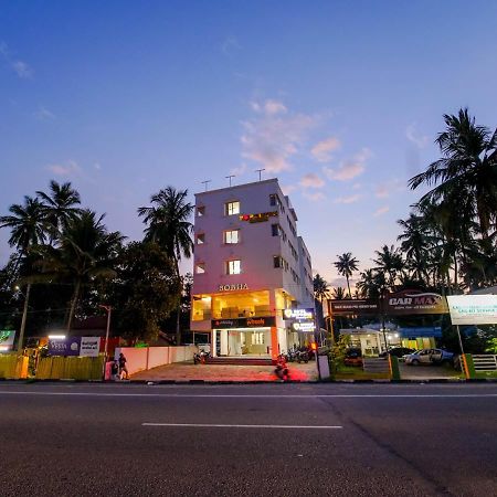 Luxe Vue - Premium Hotel Thiruvananthapuram Exterior foto