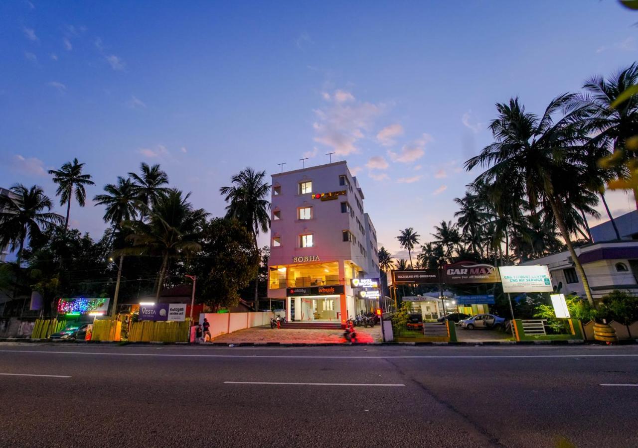 Luxe Vue - Premium Hotel Thiruvananthapuram Exterior foto